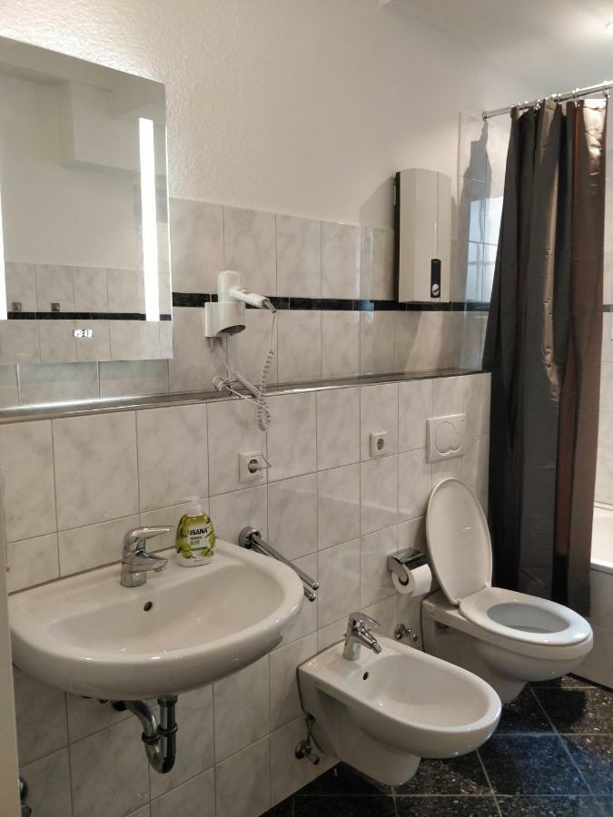 Aparthouse Graf-adolf Appartement *